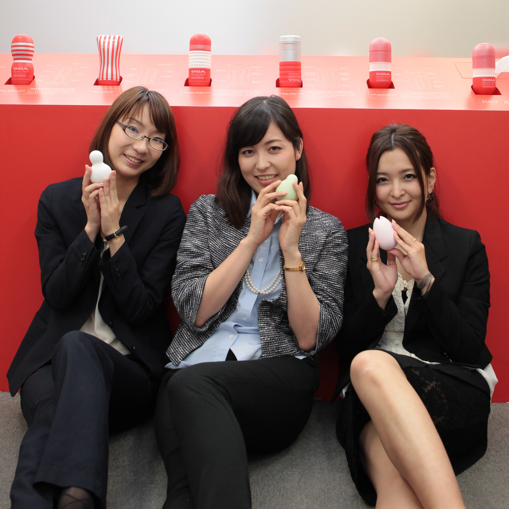 左から、伊藤しずかさん、箕浦いづみさん、山田芽さん